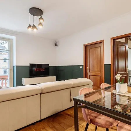 Apartment Palais Couronne