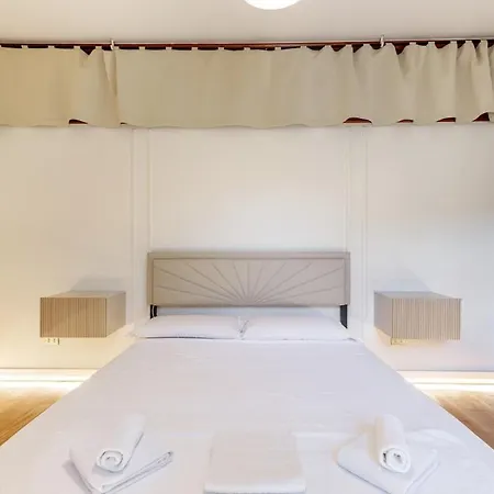Apartment Palais Couronne